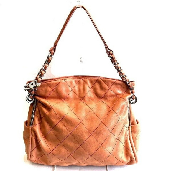 CHANEL Beige Logo Shoulder Bag - Picture 1 of 9